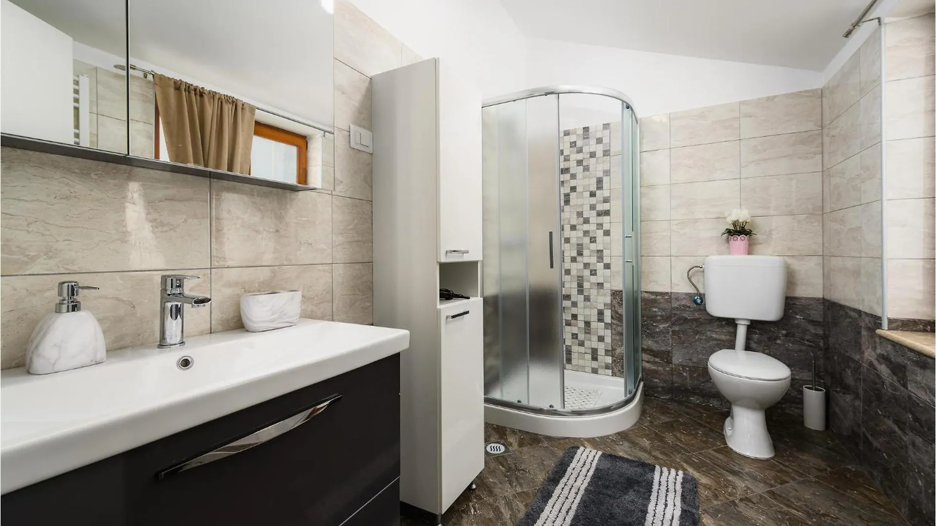 2 Bedroom Lovely Home In Katun Lindarski,Pazin
